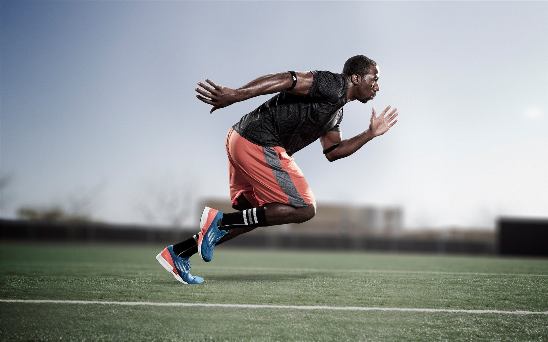 Jiu You-意大利足球队在今日的比赛中表现出色，意大利足球队状态